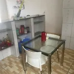 Apartamento 3-bedroom Apartment, One Of Them An En-suite, In Passare *